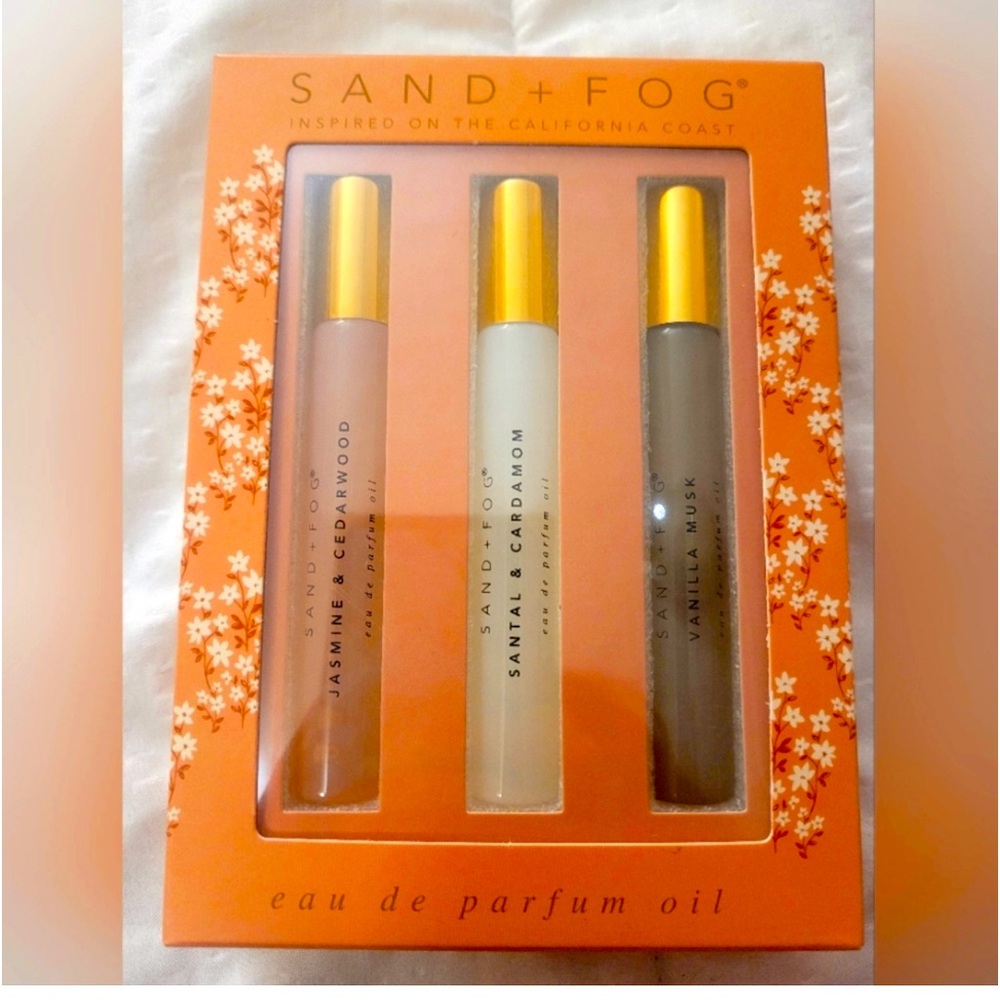 Sand and fog perfume oils.